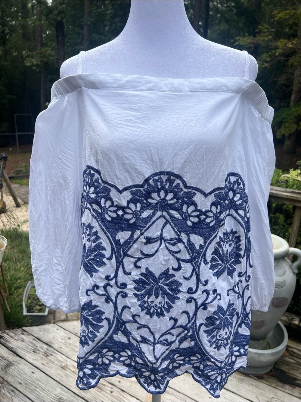 Ivanka Trump White Navy Embroidered Off Shoulder Blouse Small
